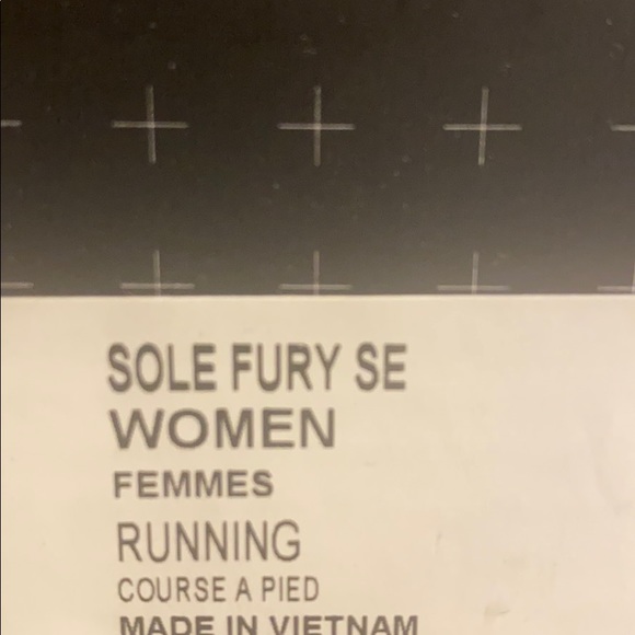 Women’s Reebok Shoes - Picture 9 of 9